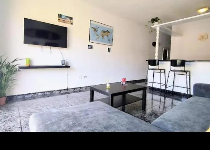 Terrazas Del Sur Bed & Breakfast 2*